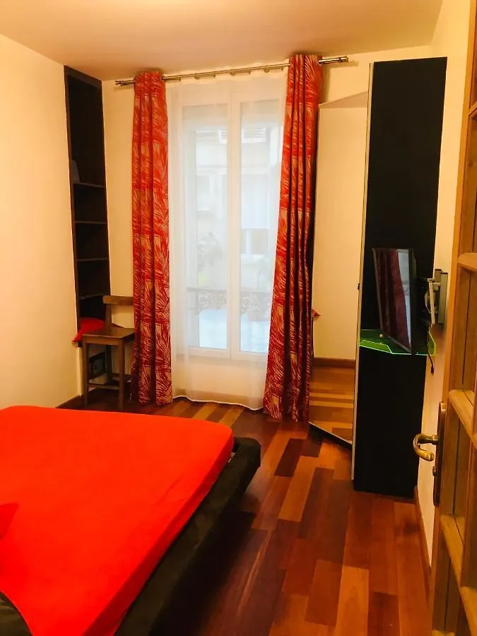 Abbesses Montmartre Apartment Paris 0*,  France